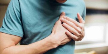 The first steps in a heart attack: how to act and what to remember
