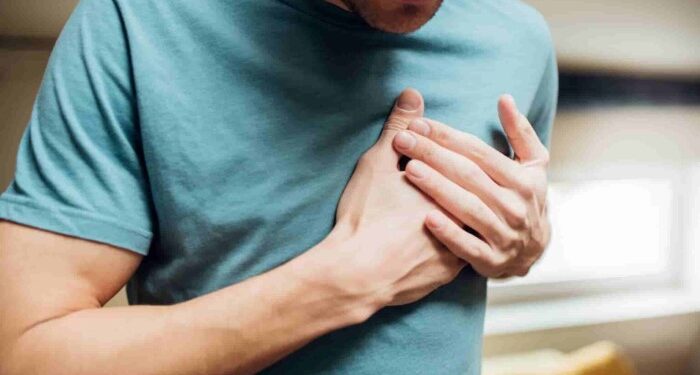 The first steps in a heart attack: how to act and what to remember