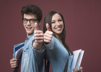 Куди звернутися, якщо вам необхідно замовити курсову роботу: корисні поради