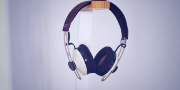 Полезные советы по выбору блютуз-наушников: чем руководствоваться