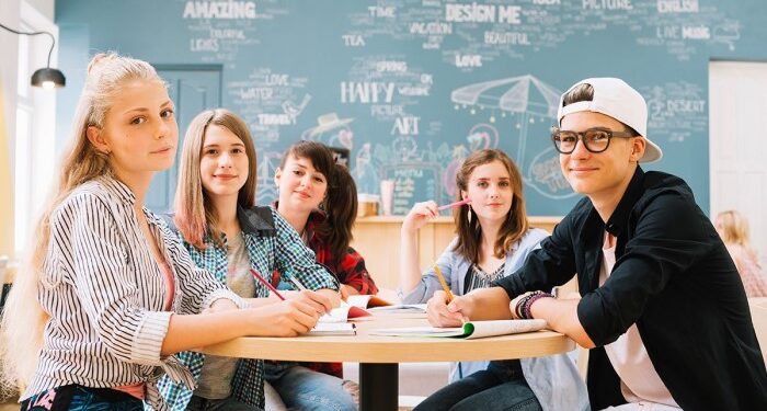 Переваги співпраці з компанією Наука Сервіс: чому варто шукати саме тут допомогу у навчанні