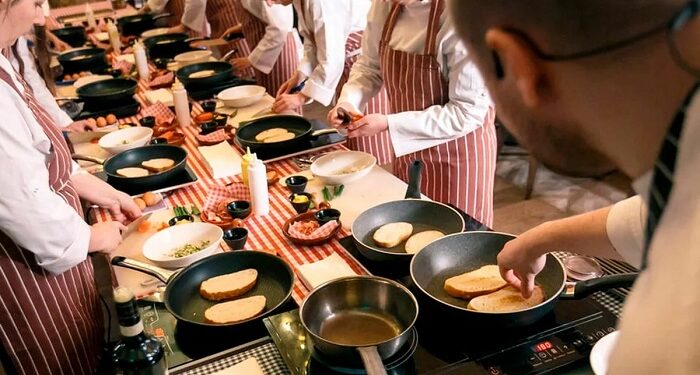 Cooking Studio Battle of Tables: the best place to spend a date, bachelorette party, corporate party or birthday