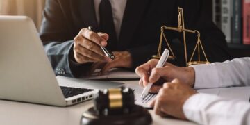 Юридична підтримка у Львові: куди звернутися за кваліфікованою допомогою