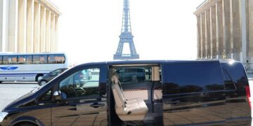 Convenient transfers from Paris to the airport: variety of vehicles