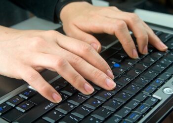 A powerful and versatile control panel for IT professionals