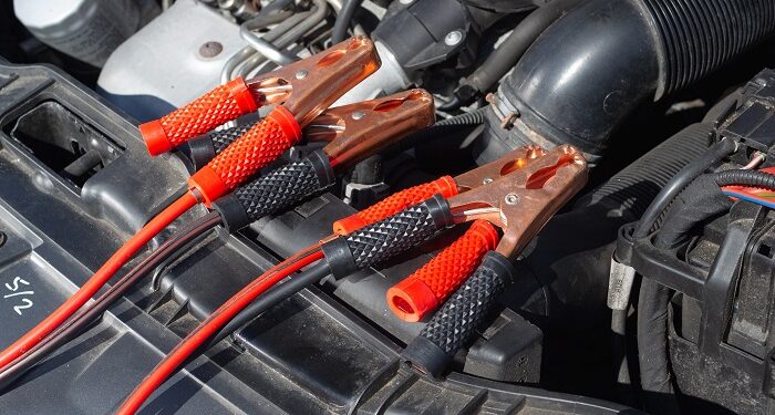 Проверка и обслуживание аккумулятора: шаги, которые стоит предпринимать регулярно