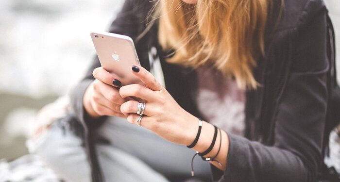 Bright colorful desktop wallpapers for iPhone for every taste