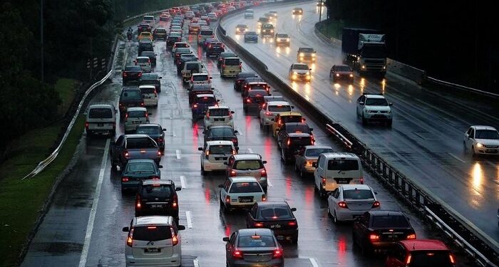 Как успешно адаптироваться к вождению в мегаполисе