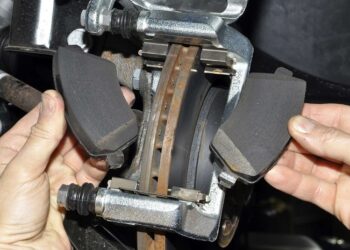 Як оновити гальмівні колодки: основні правила та поради
