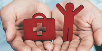 Медицинское страхование иностранных граждан в Украине