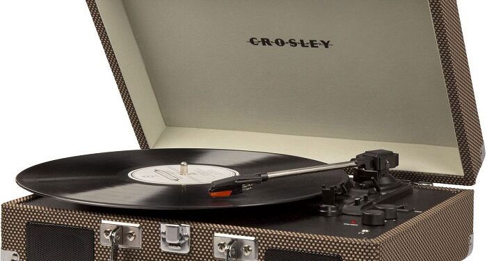 На що звернути увагу при виборі вінілового програвача: правила та переваги