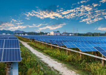 Строительство наземной промышленной СЭС: цена и сроки окупаемости