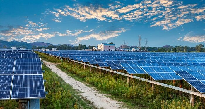 Строительство наземной промышленной СЭС: цена и сроки окупаемости