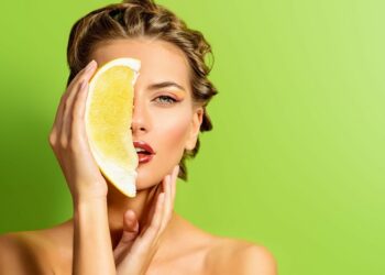 Як антиоксиданти допомагають у боротьбі зі старінням: захист клітин від вільних радикалів