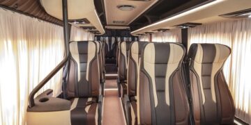 Перевезення до Польщі мікроавтобусами VIP-класу від KaraVAN: основні переваги