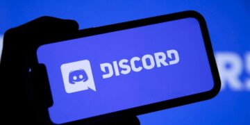 Buying a Discord account to establish communication between players
