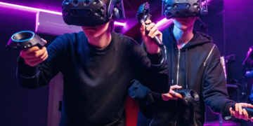 Starting a VR business from scratch: choosing a niche, equipment, team, and first sales.